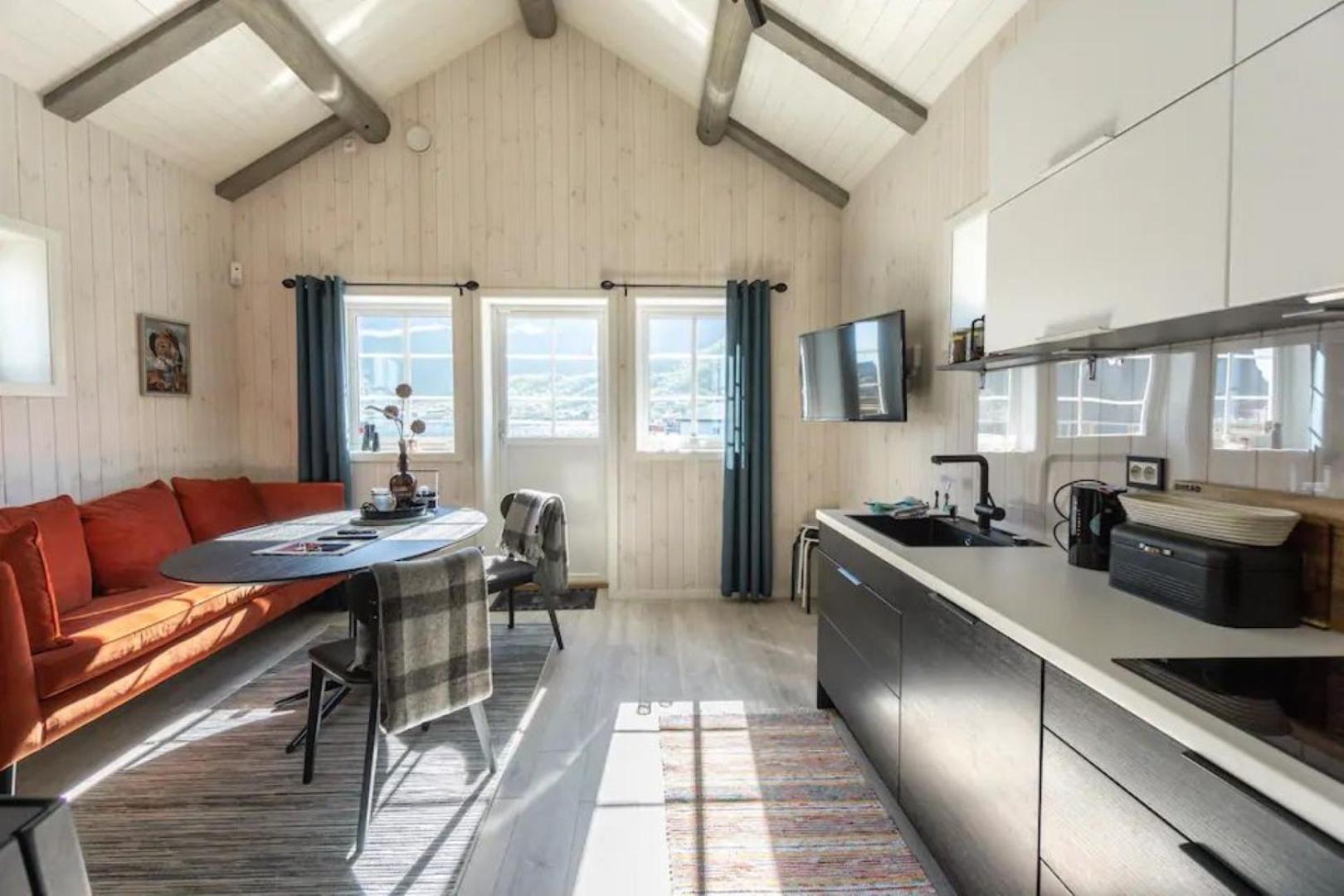 Madelhea Cabin- Seaview Lodge Reine Extérieur photo